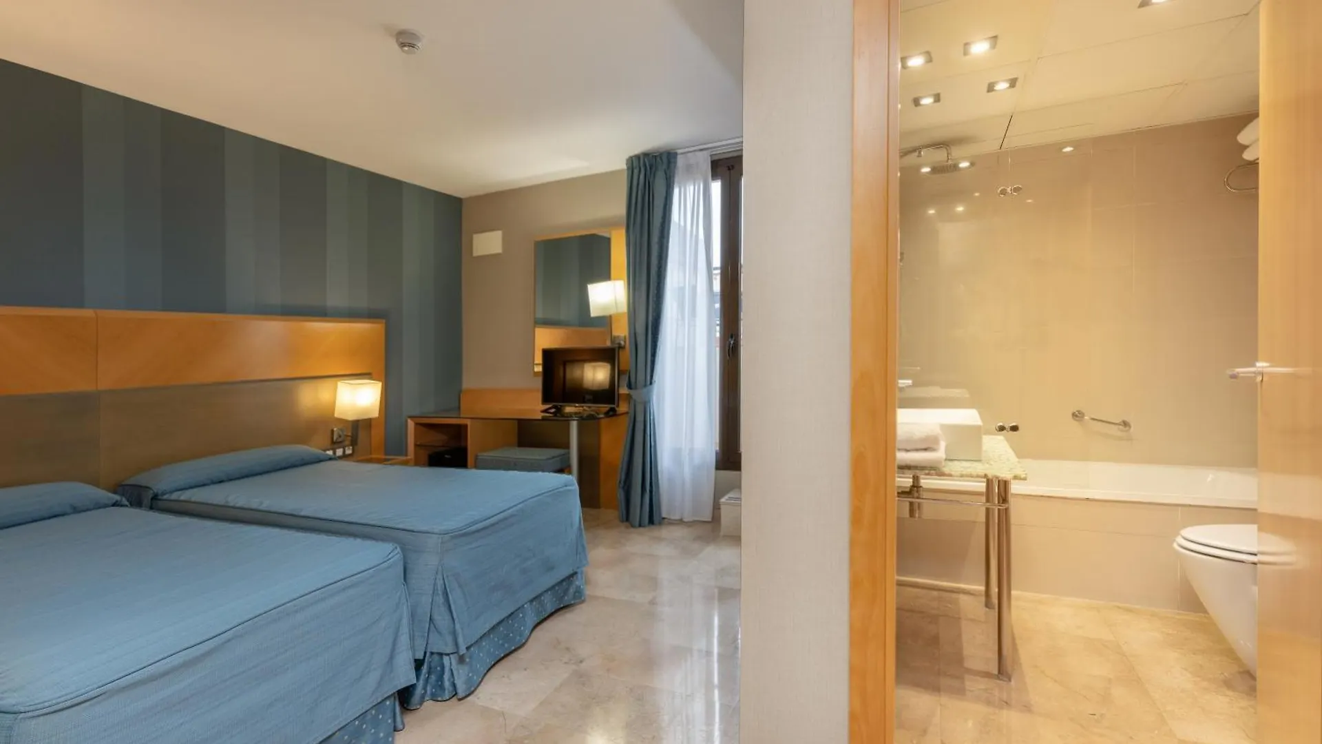 Hotel Del Mar Barcelona 3*,